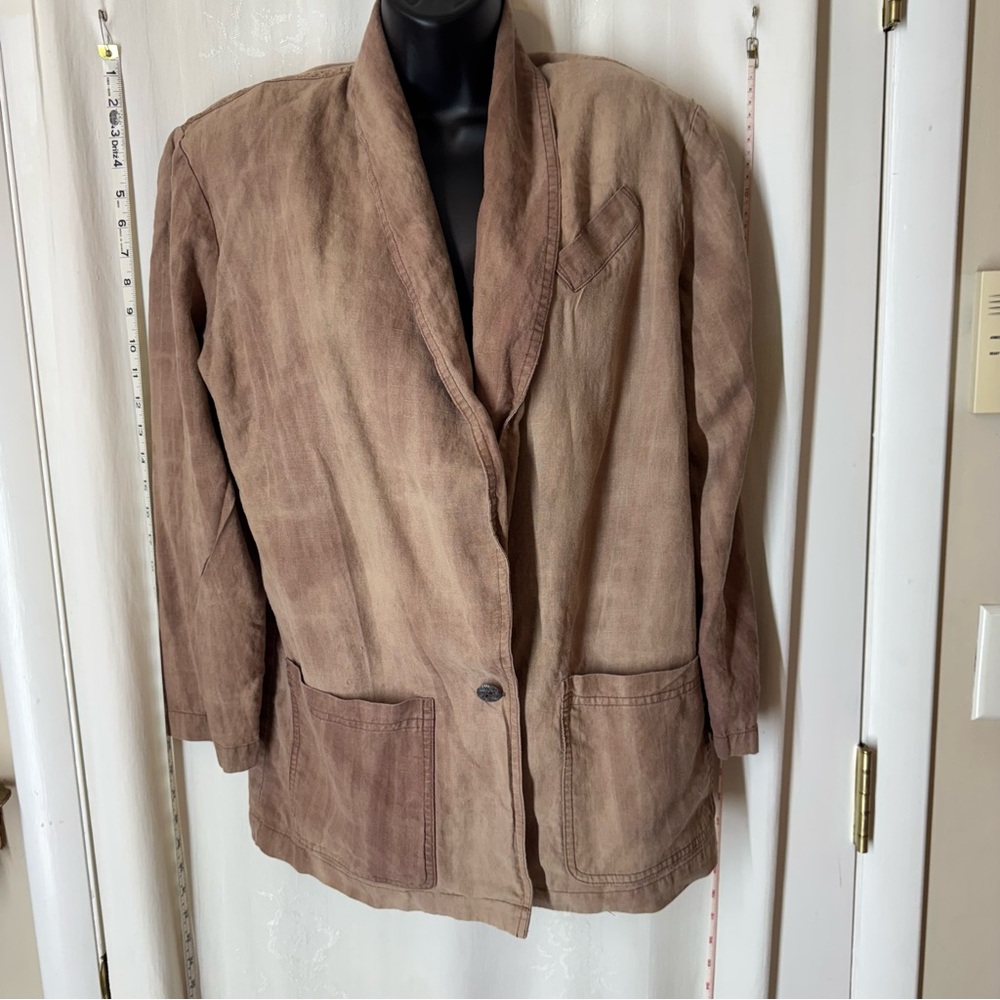 Vintage Metropole Distressed Linen Blazer